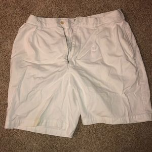 men’s white polo shorts